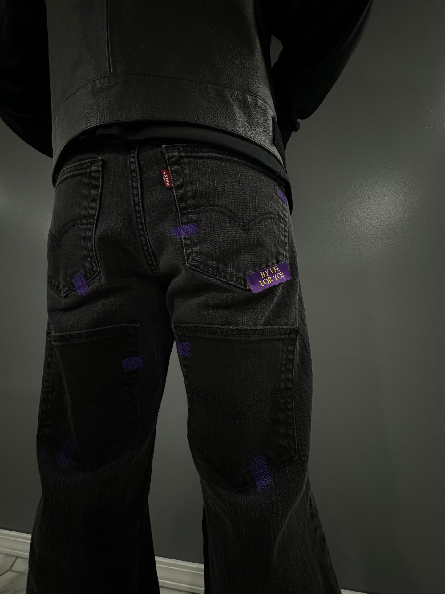 Black Vee Denim Jeans #006